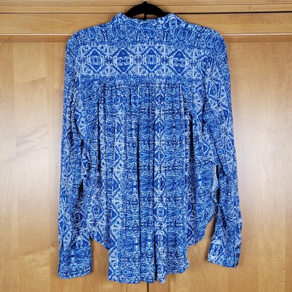 Free People Blue White Aztec Print Split Side Button Down Blouse - S - Picture 2 of 8